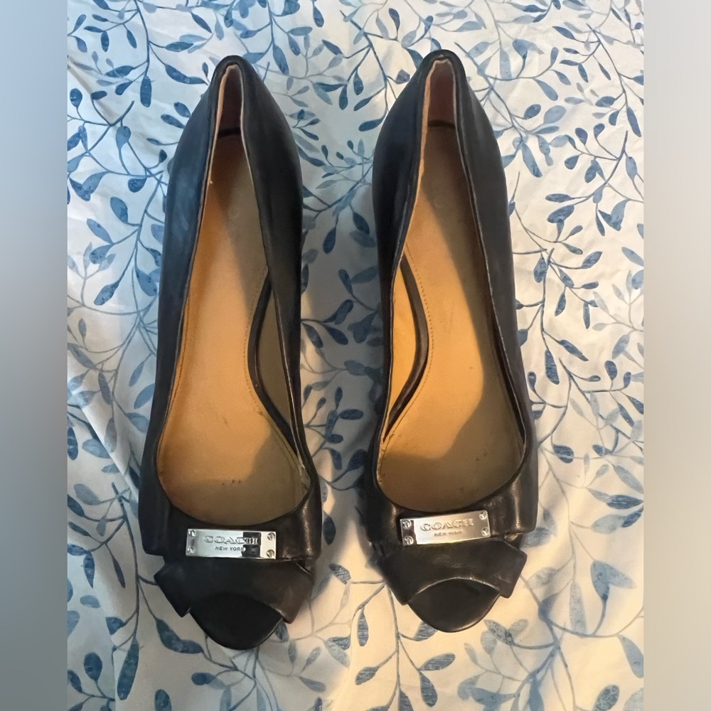 COACH - Black leather wedge heeled shoes - sz 6.5